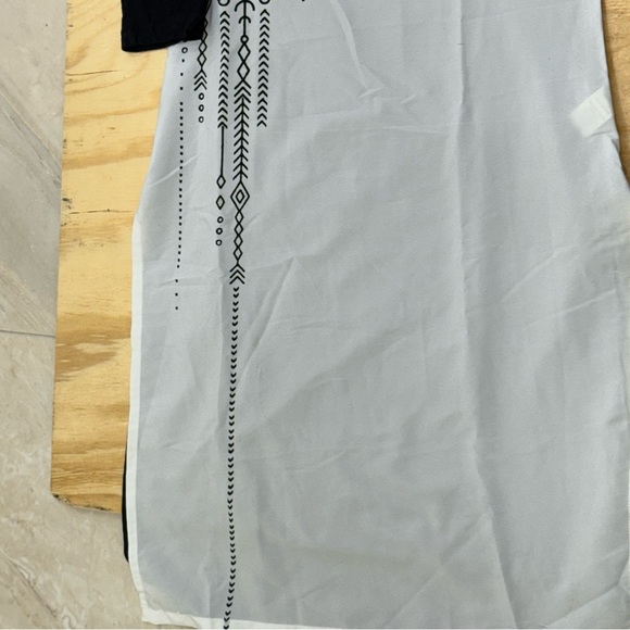 Chic Geometric Long Sleeve Dress - Black, White, Red - Picture 7 of 10